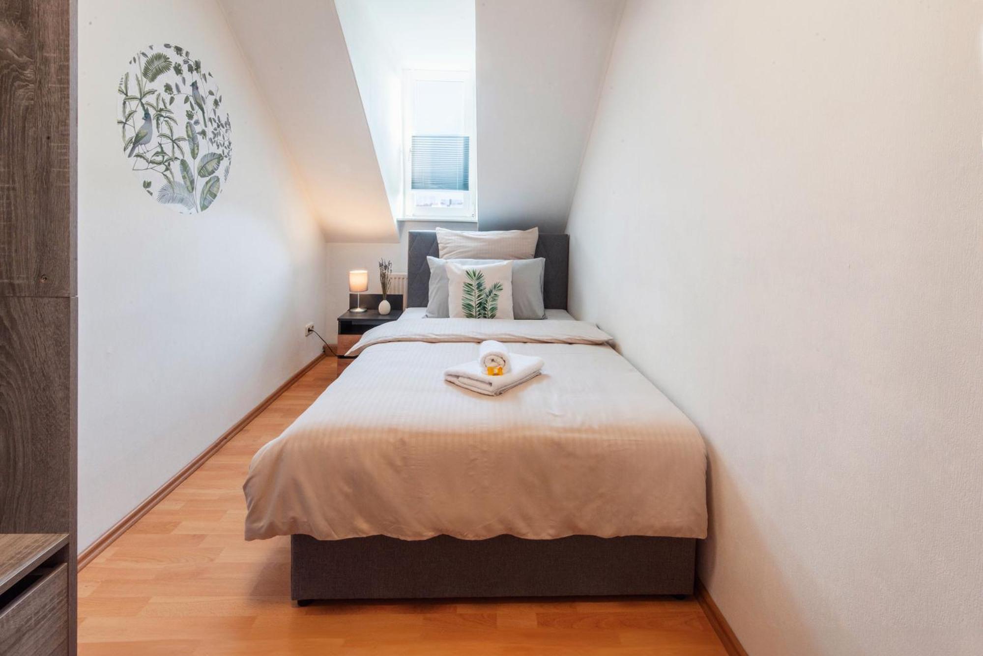 Grosszuegiges Apartment - Zentral - Kueche - Familienfreundlich Эрфурт Экстерьер фото
